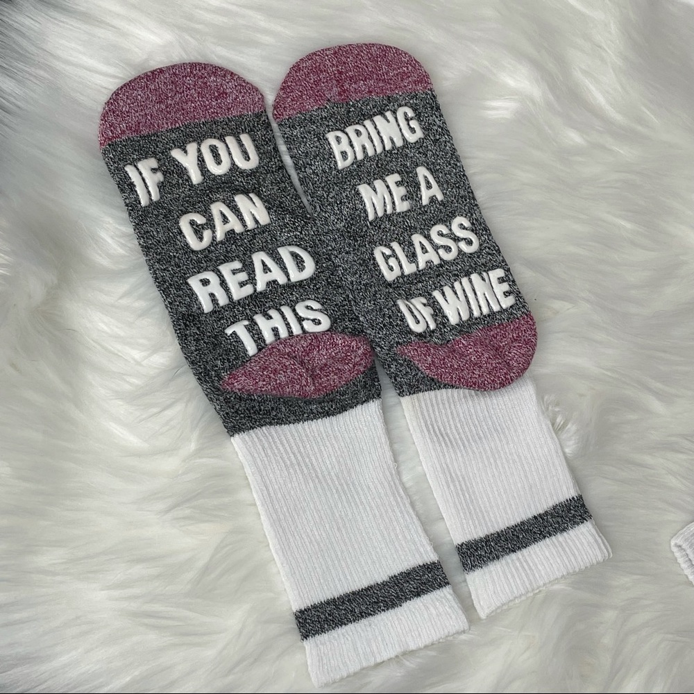 If You Can Read This Bring Me A Glass Of Wine
